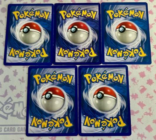 5 Card Jungle Poke Ball Card Lot.