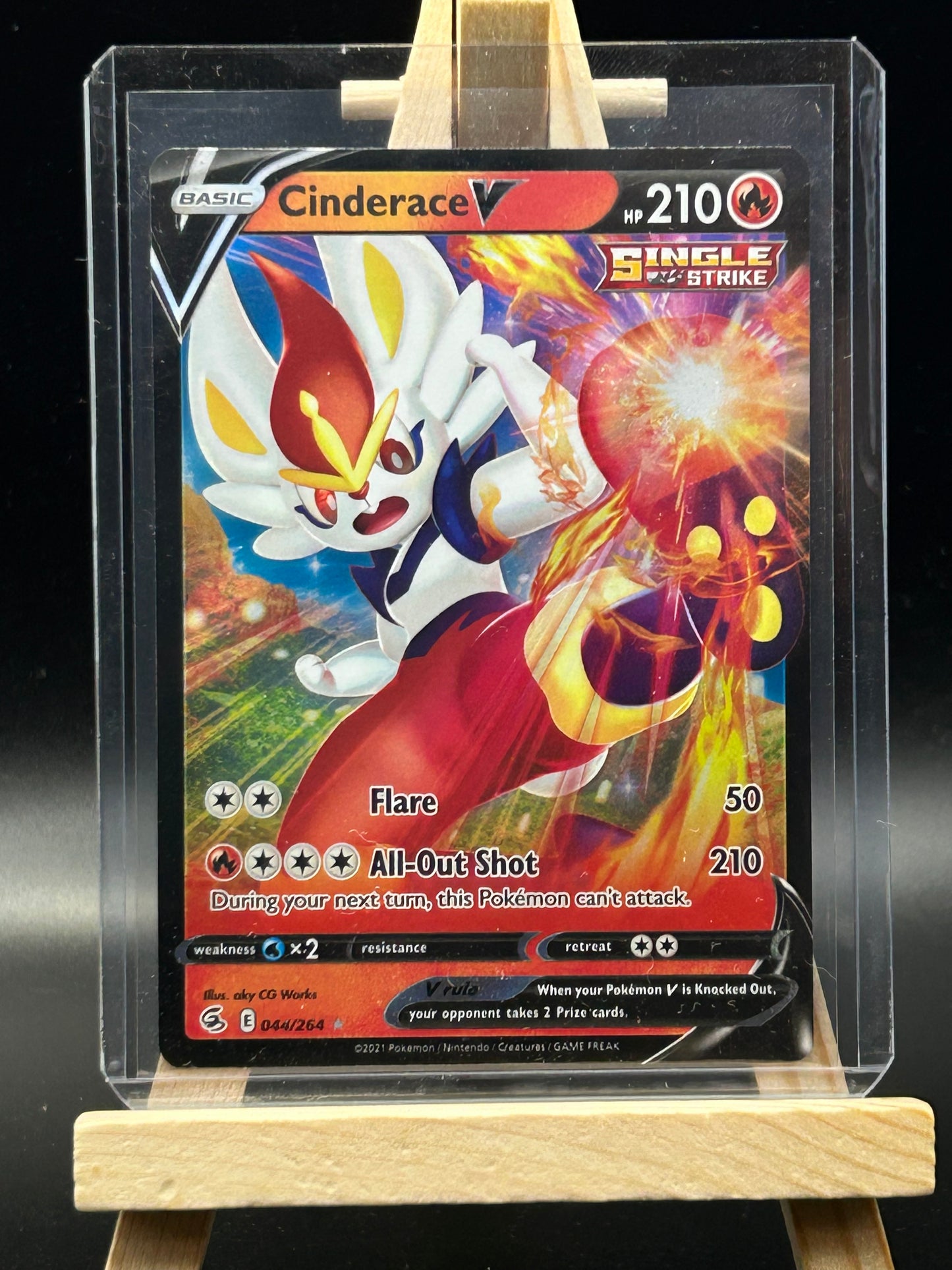 Conderace V - SWSH08: Fusion Strike (SWSH08)