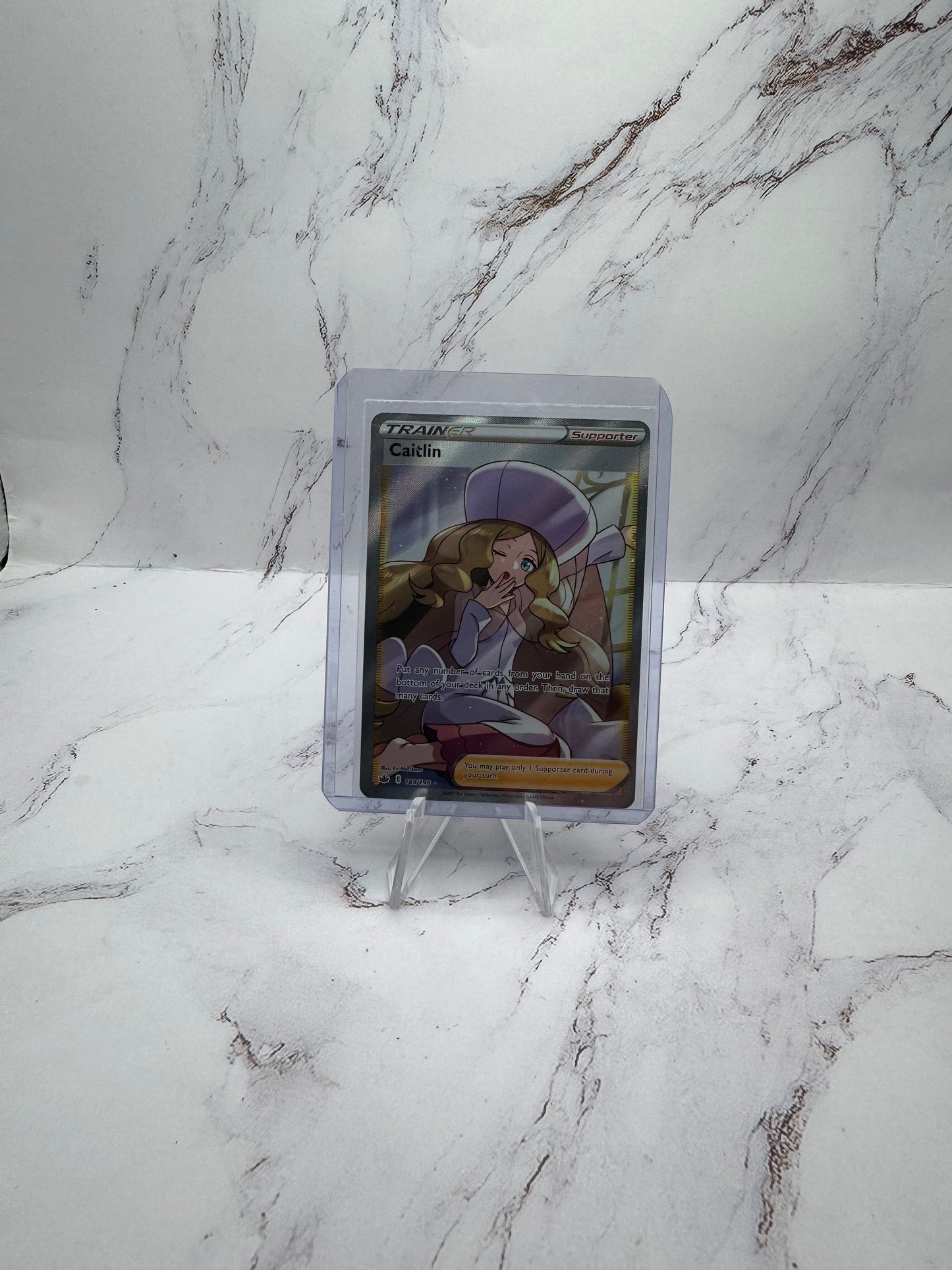 pokemon-swsh06-chilling-reign-caitlin-full-art