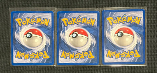 Sandshrew - Base Set (BS) Common 3 card lot NM
