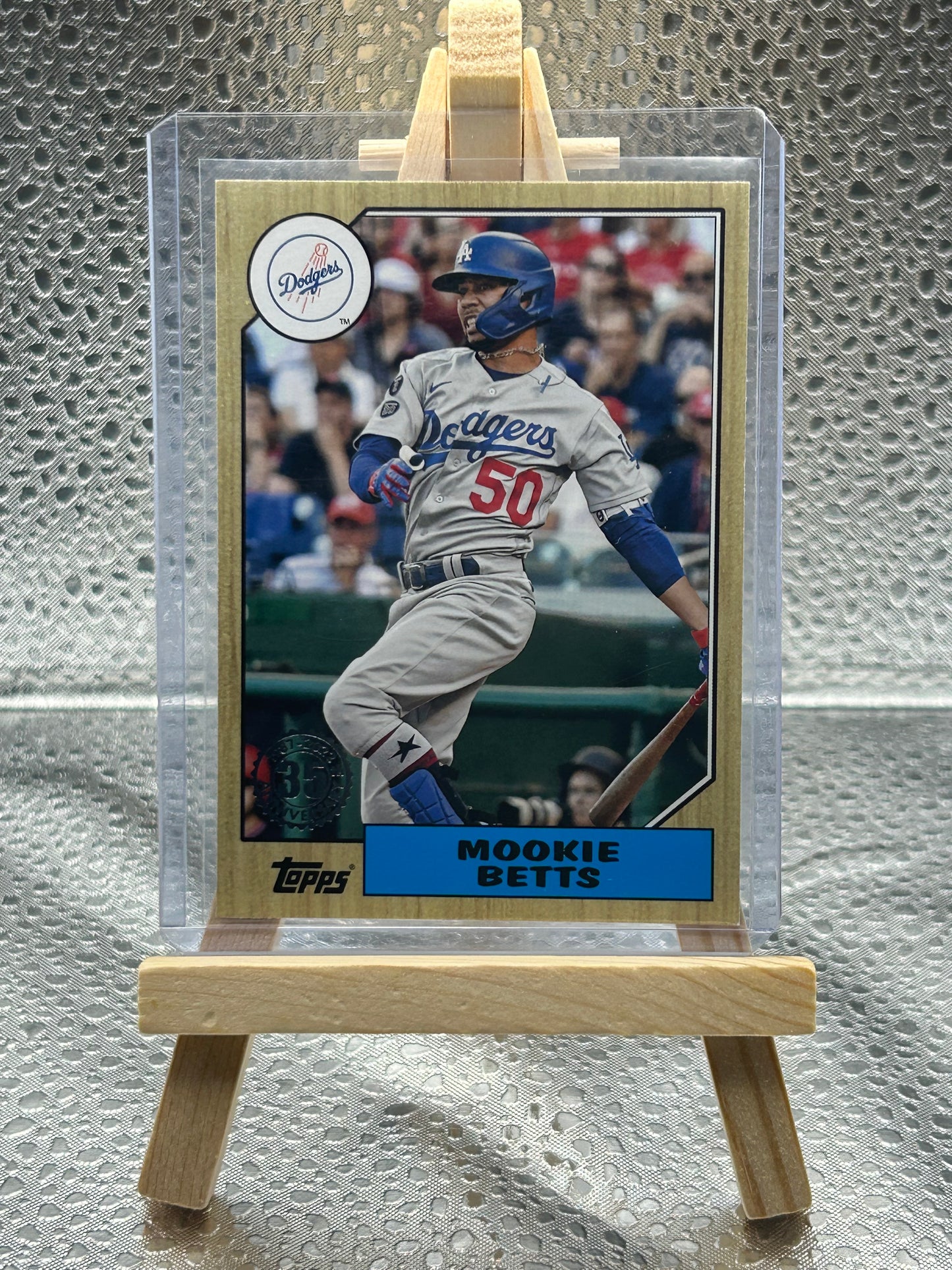 2022 Topps Mookie Betts 35th Anniversary