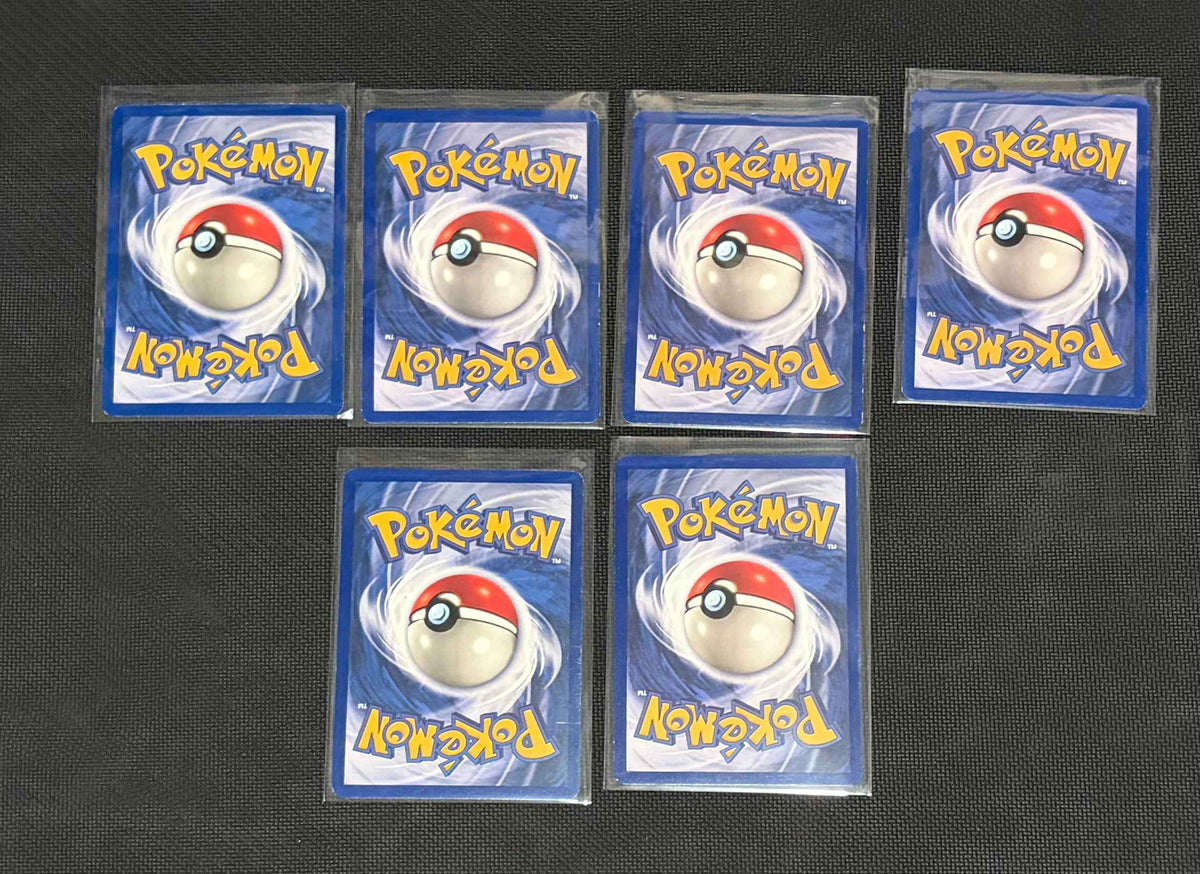 21 Card Pokemon Fossil Card Lot LP and MP