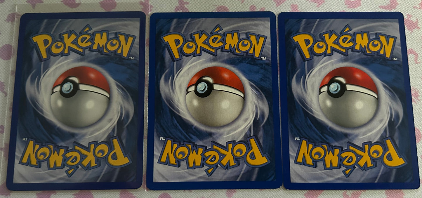 3 Pokémon Card Lot. Comes with Poke’gear,Poke’nav, and New Pokédex.