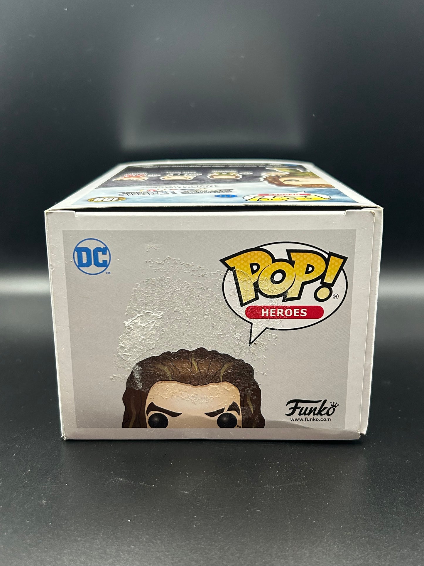 Funko Pop DC Justice League Aquaman with motherbox 2017 Summer Convention exclusive
