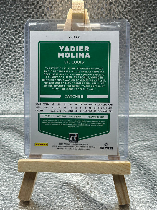 2021 Donruss Baseball Yadier Molina Purple Parallel