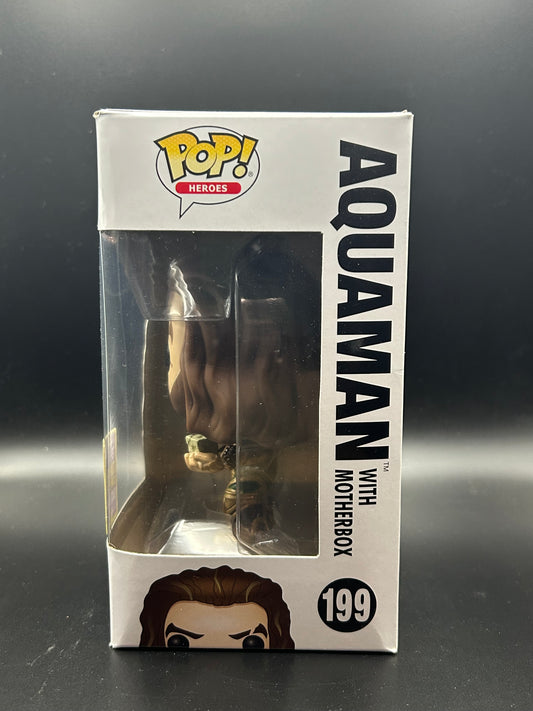 Funko Pop DC Justice League Aquaman with motherbox 2017 Summer Convention exclusive