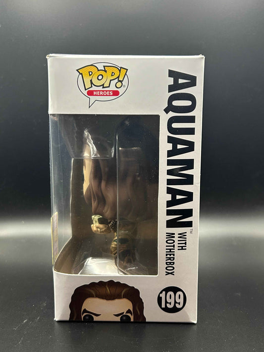 Funko Pop DC Justice League Aquaman with motherbox 2017 Summer Convention exclusive