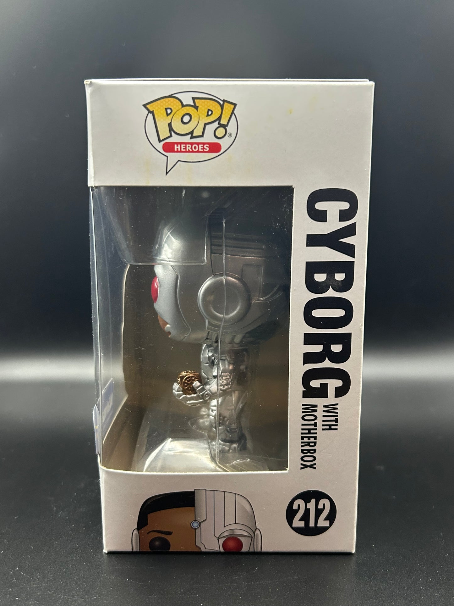 Funko Pop DC Justice League Cyborg with motherbox Walmart exclusive