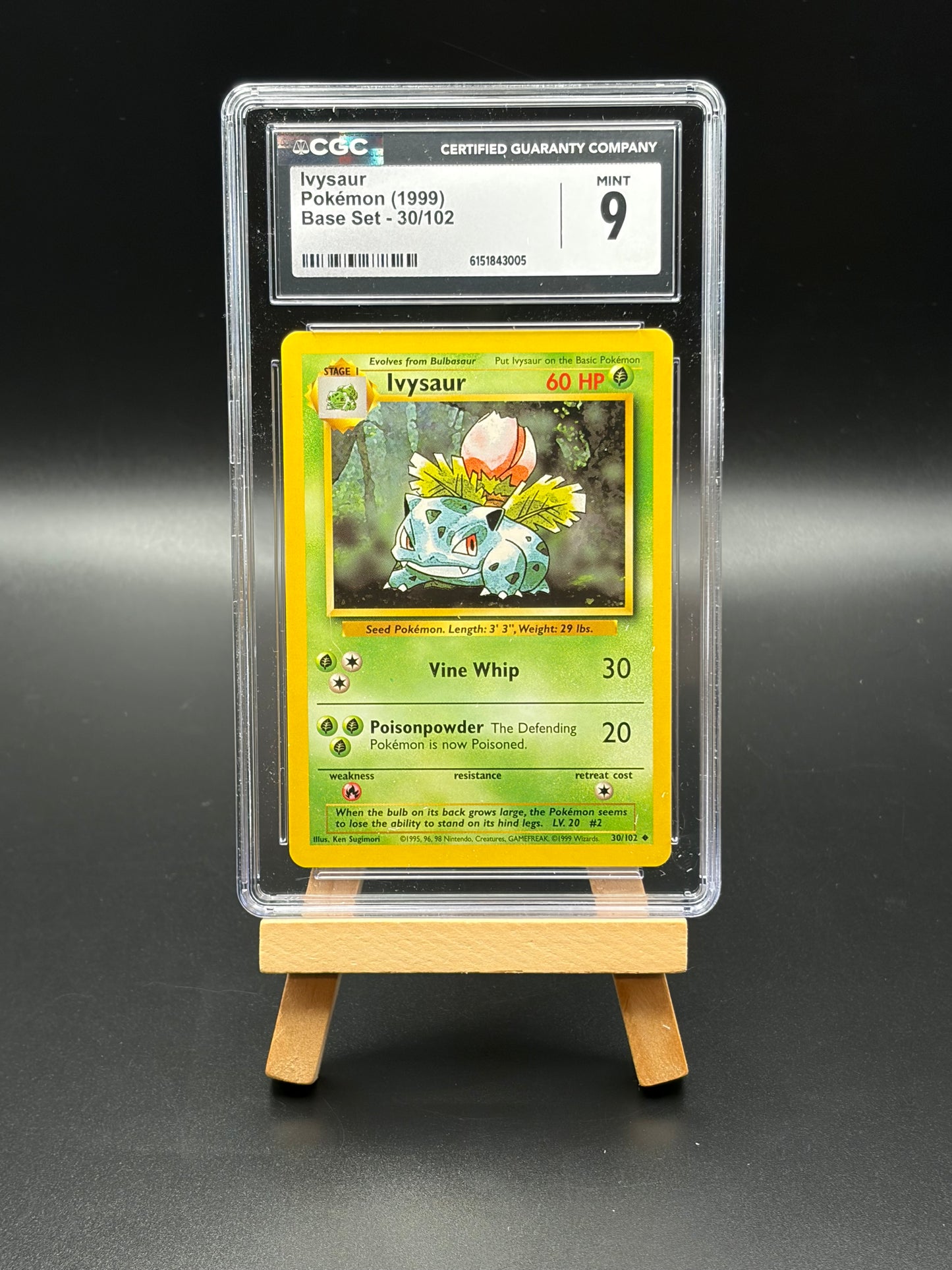 Ivysaur (030/102)- Base Set (BS) Unlimited  Graded CGC 9