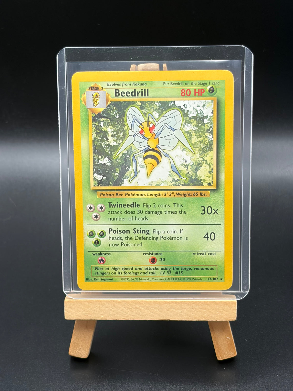 Beedrill(17) - Base Set (BS)LP