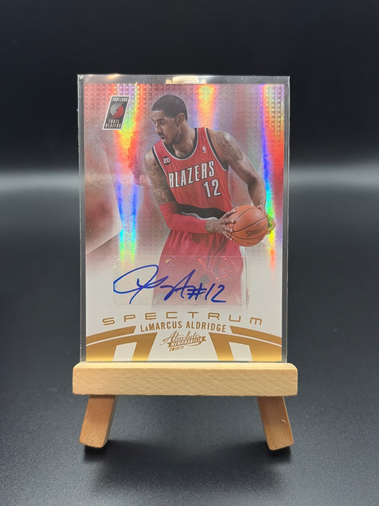 2011 Panini LaMarcus Aldridge Autograph – #/99