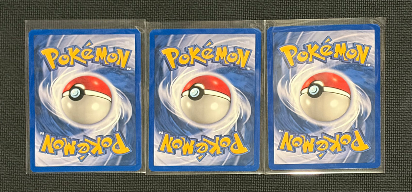 Sandshrew - Base Set (BS) Common 3 card lot NM