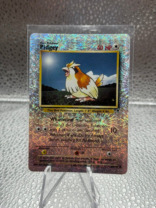 Pidgey- Reverse Holo (085/110)