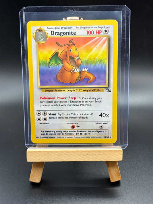Dragonite (19) - Fossil (FO) Non Holo MP