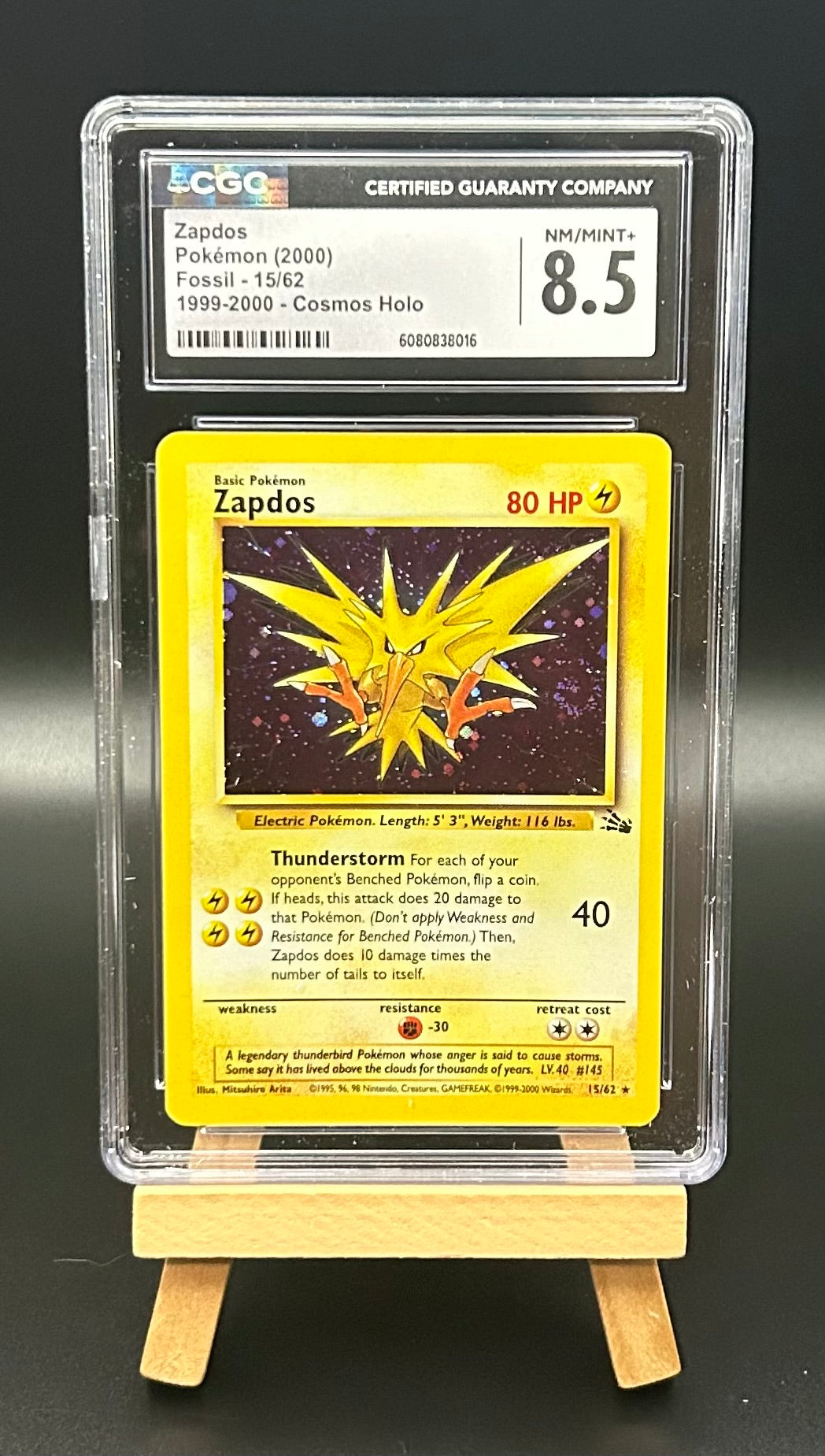 Zapdos (15) - Fossil (FO) CGC 8.5 with swirl
