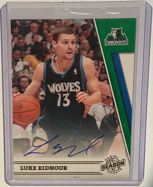 2010-11 Luke Ridnour Season Update Update Auto Card #140 Serial #075/299.