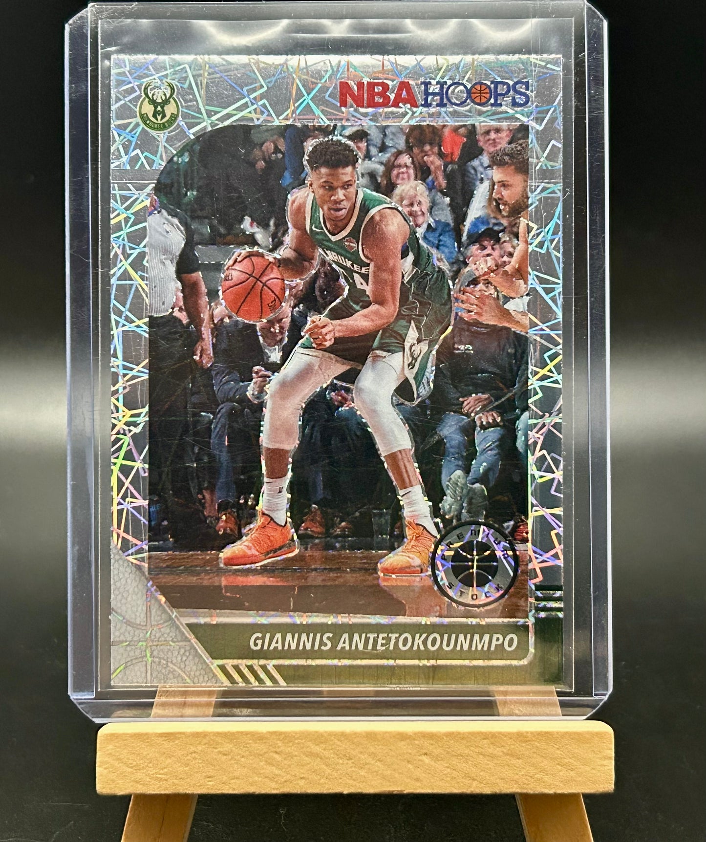 2019-2020 Panini Hoops Premium Stock Giannis Antetokounmpo Silver Lazer Parallel Card