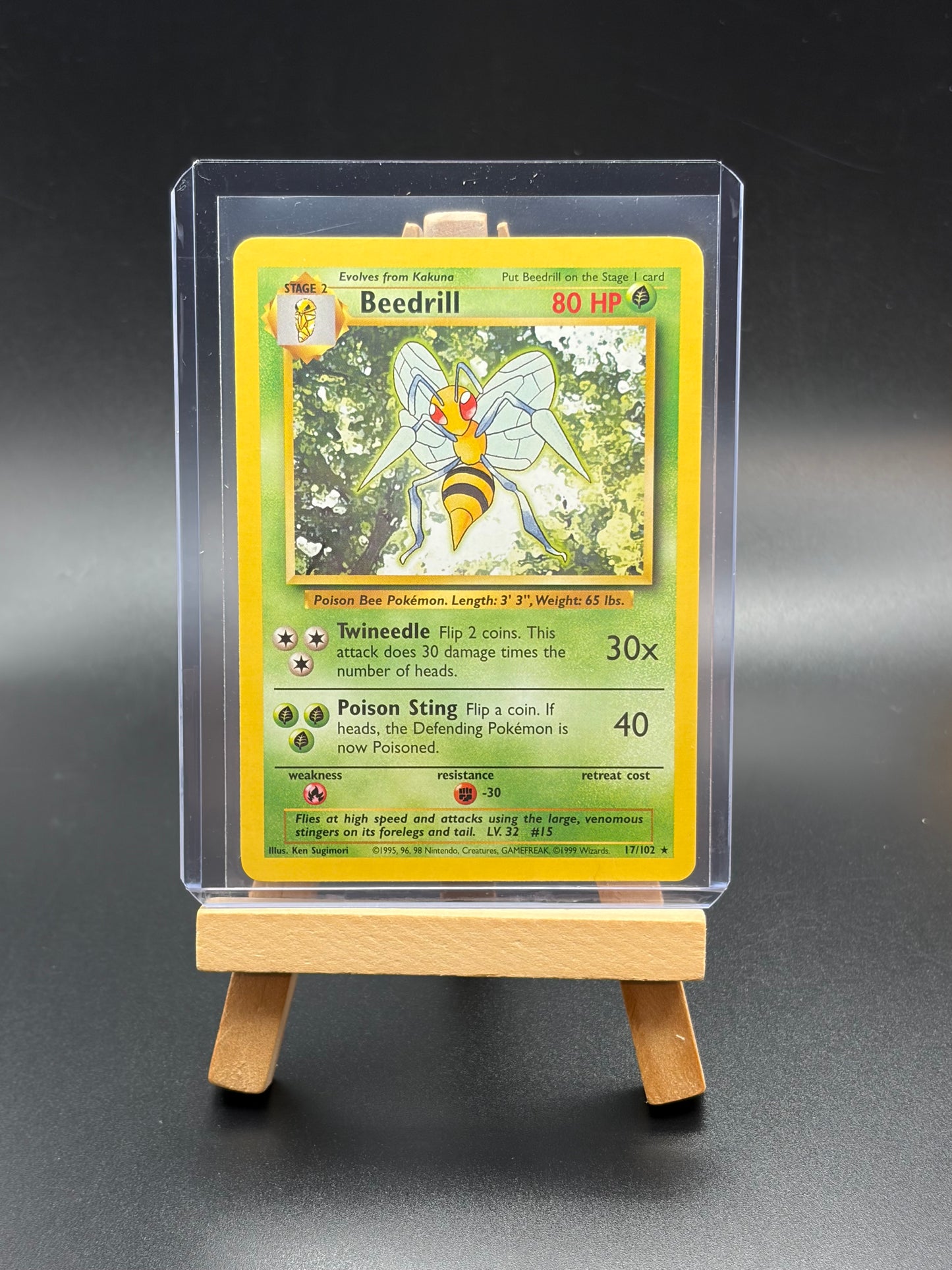 Beedrill(17) - Base Set (BS)LP