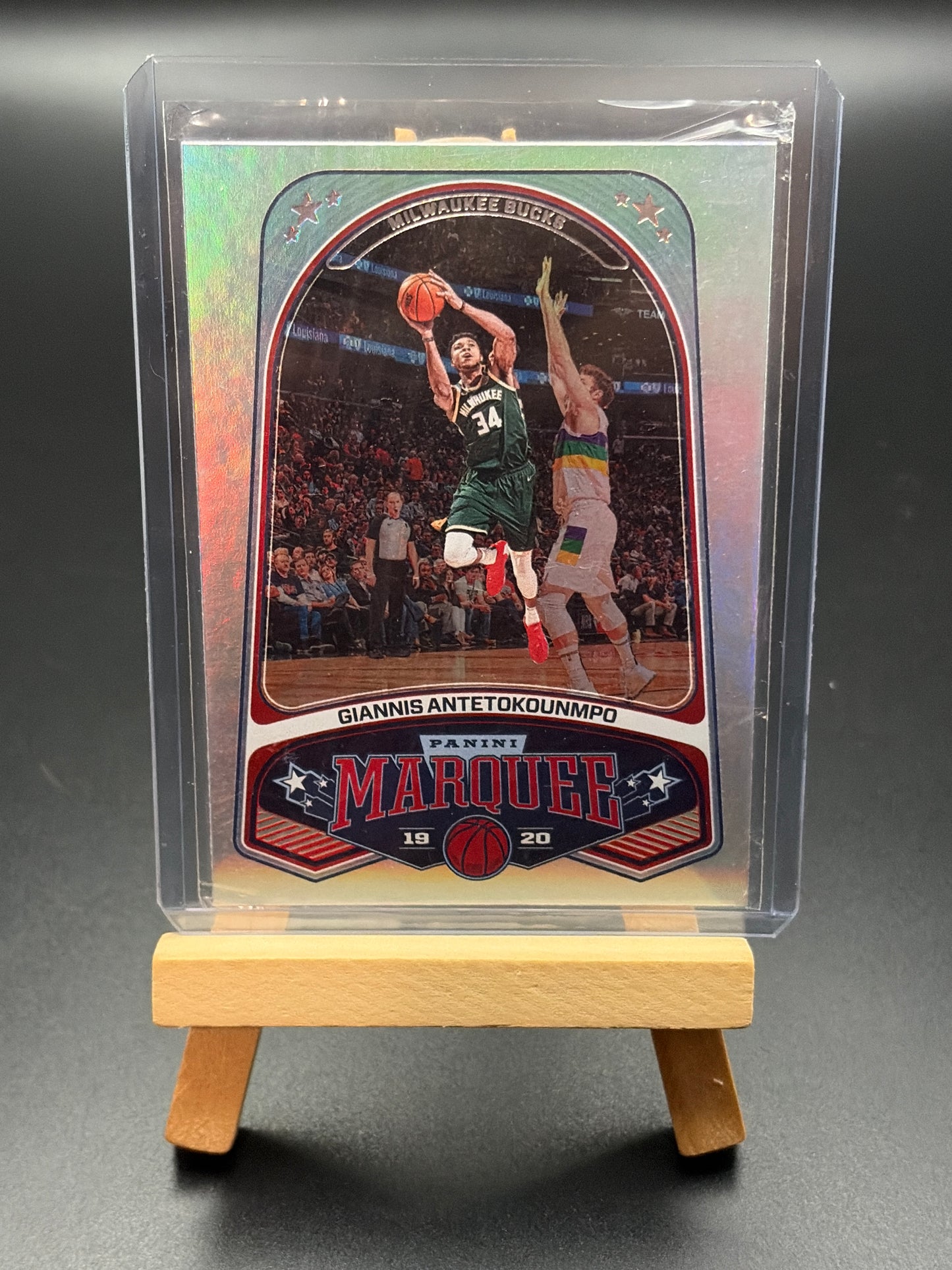 2019-20 Panini Chronicles Marquee Basketball Giannis Antetokounmpo Silver Parallel Card