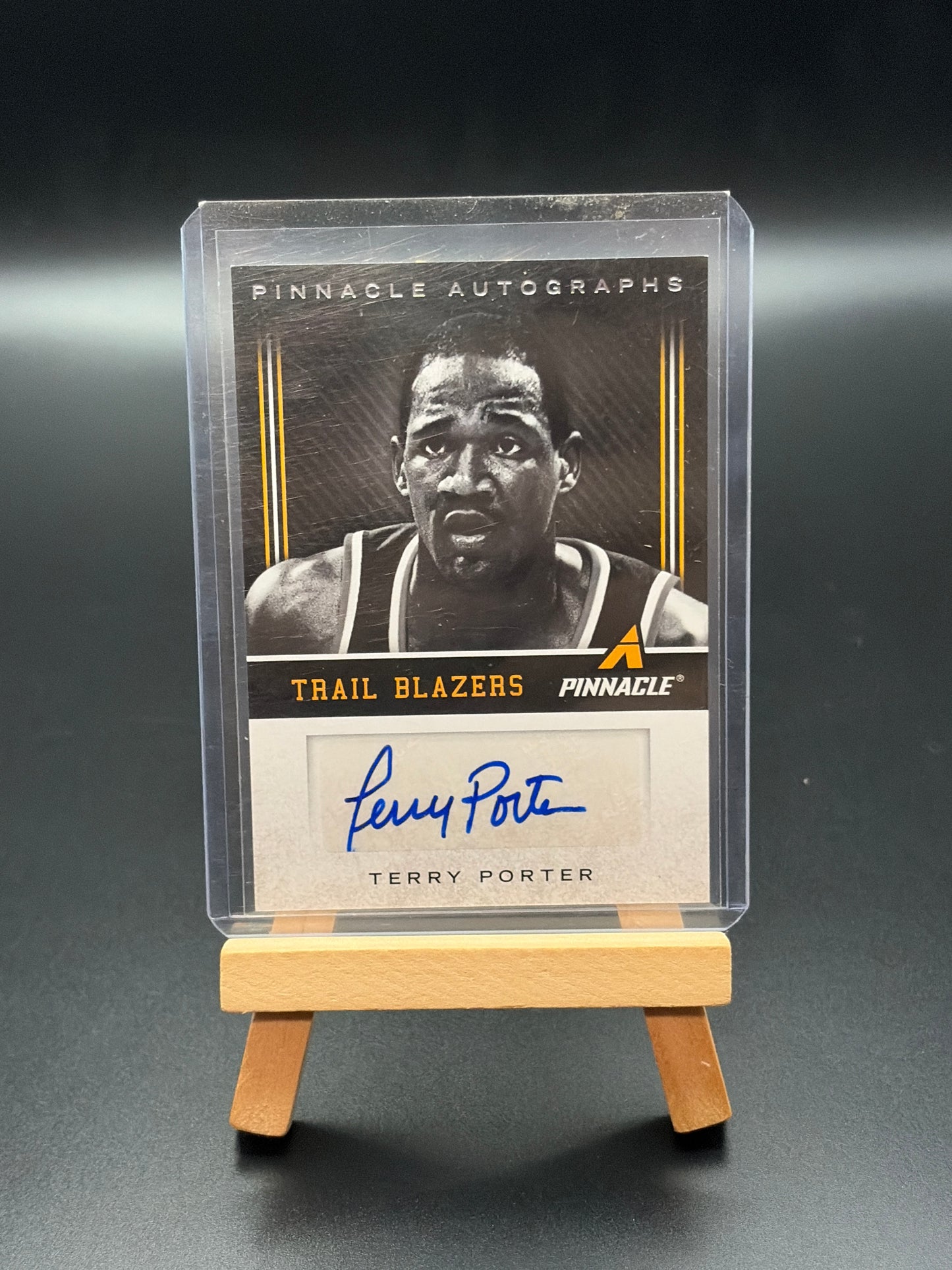 2013-14 Panini Pinnacle Autographs #180 Terry Porter Signed Basketball Card