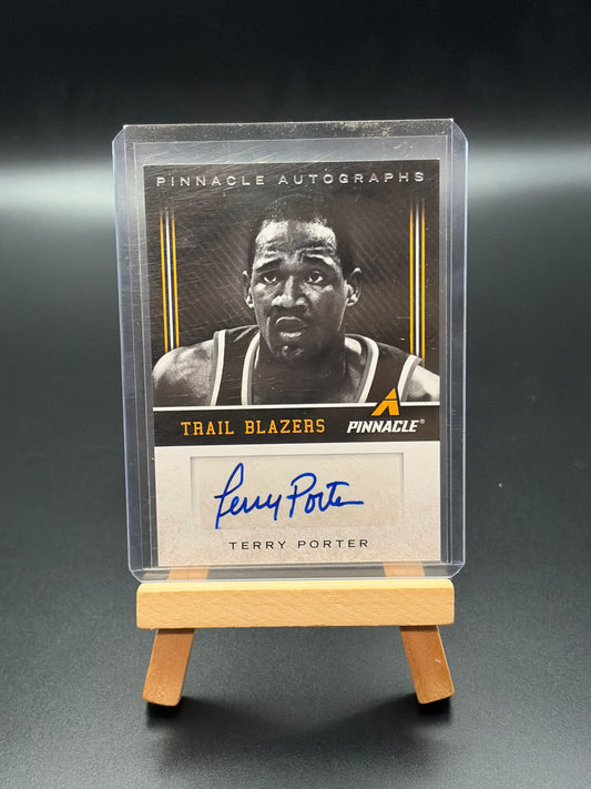 2013-14 Panini Pinnacle Autographs #180 Terry Porter Signed Basketball Card