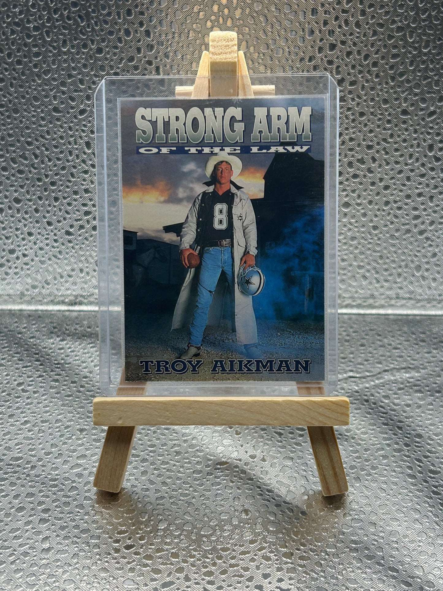 1992 Skybox Troy Aikman Strong Arm of the Law