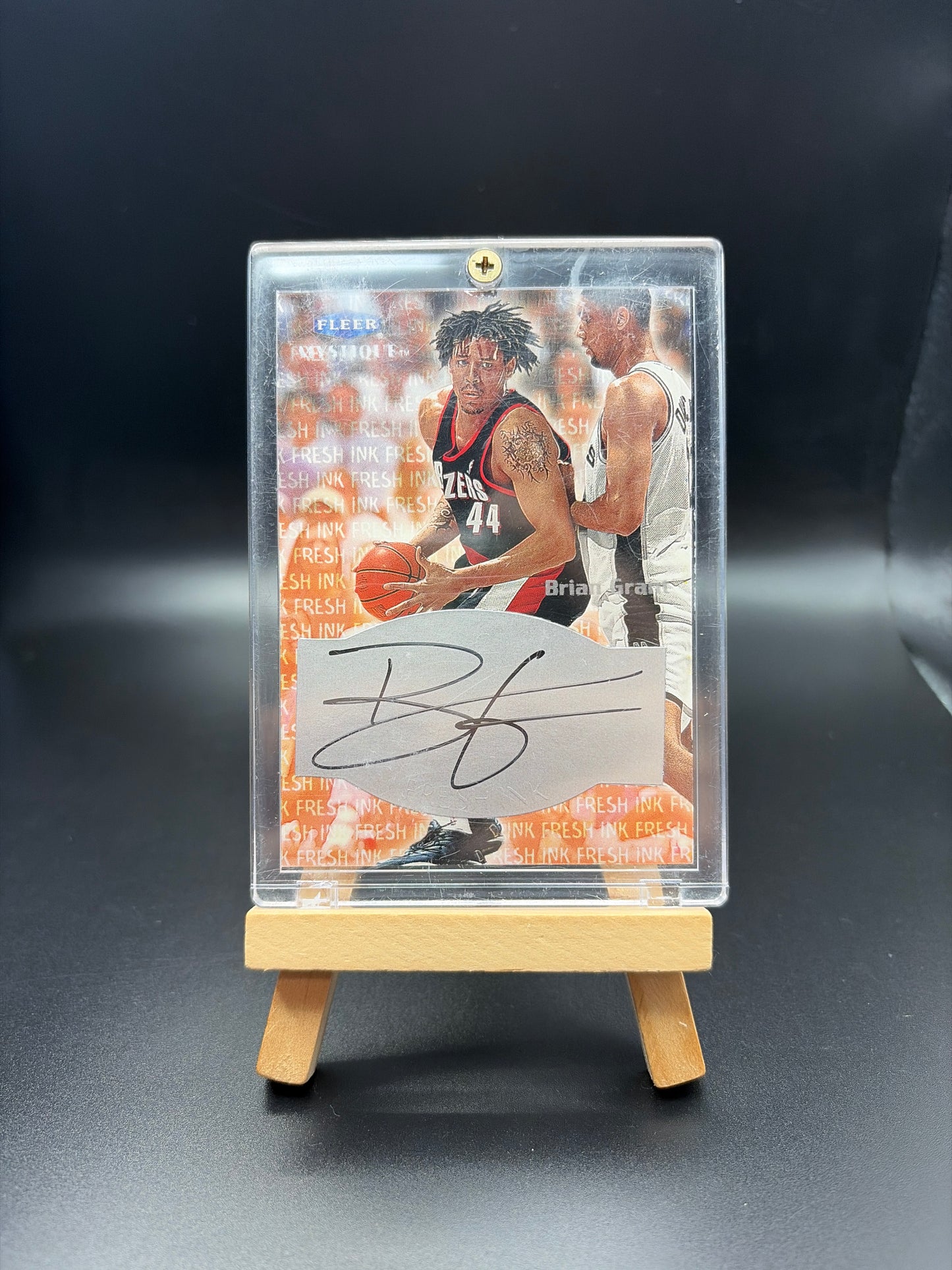 Brian Grant 1999-2000 Fleer Signed Basketball Card