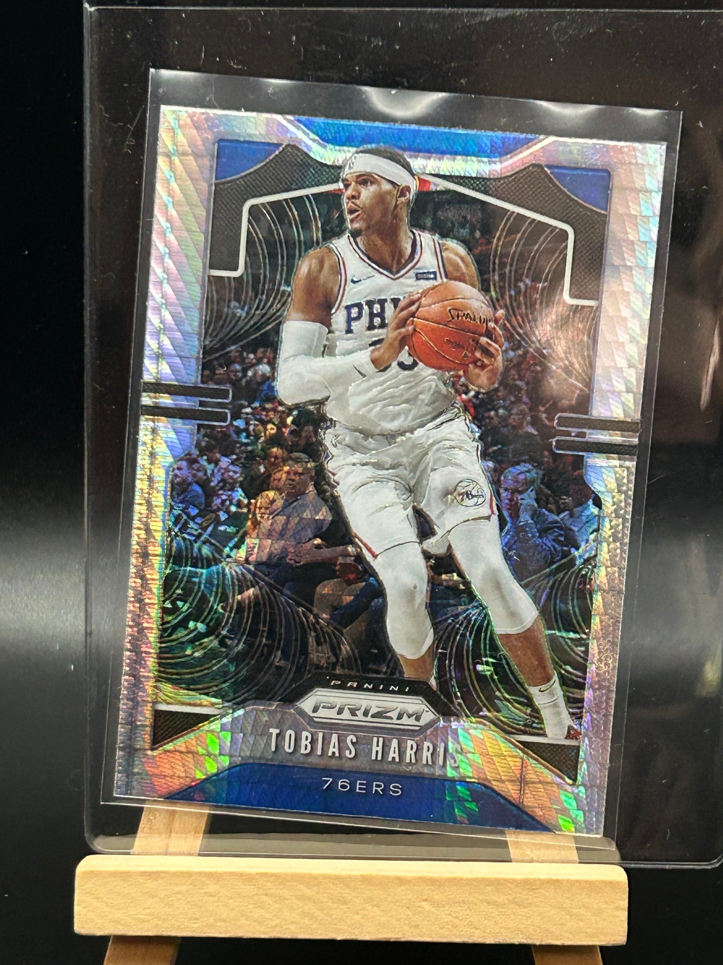 2019-2020 Panini Prizm Detroit Pistons Tobias Harris Hyper Prizm Parallel Card