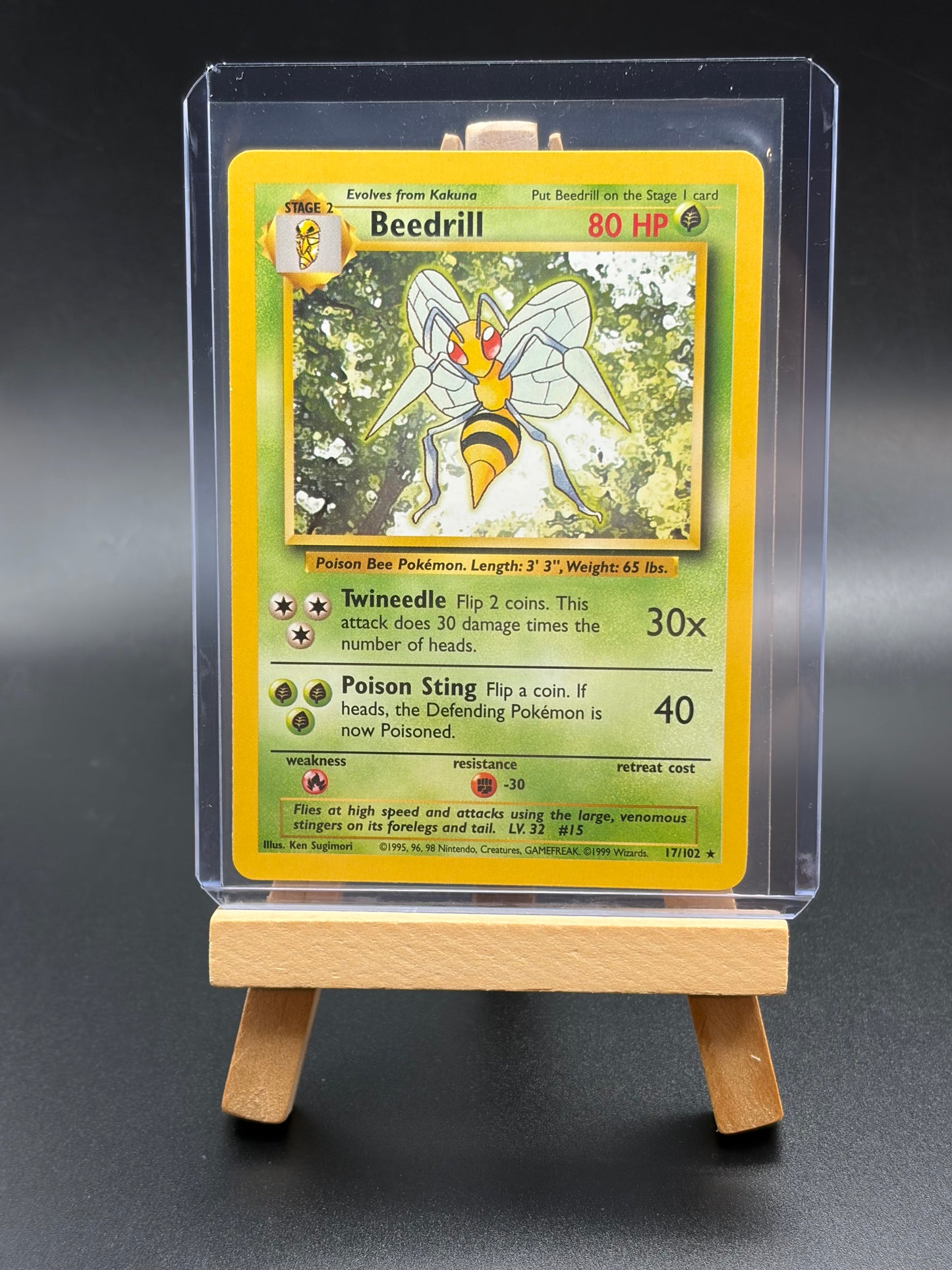 Beedrill(17) - Base Set (BS)LP