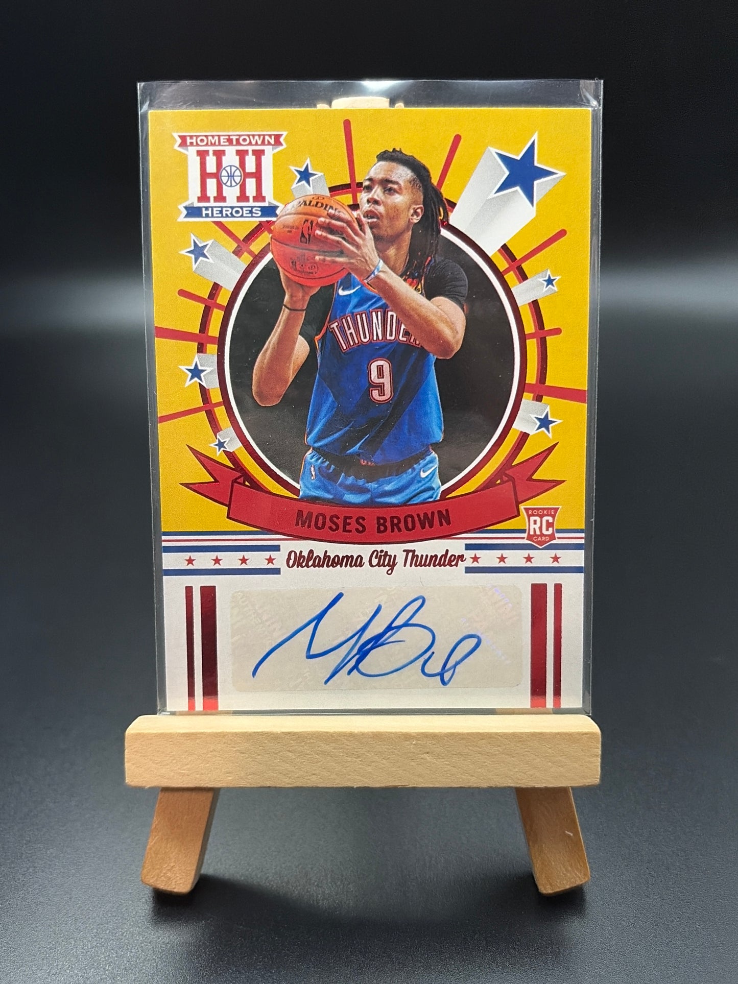2020 Panini Chronicles Hometown Heros Moses Brown Red Autograph Card
