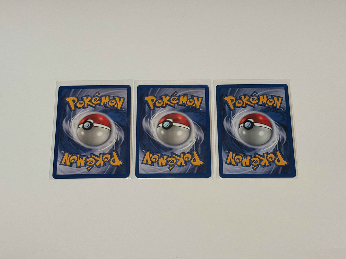 Caterpie- Base Set (BS) Common 3 card lot NM