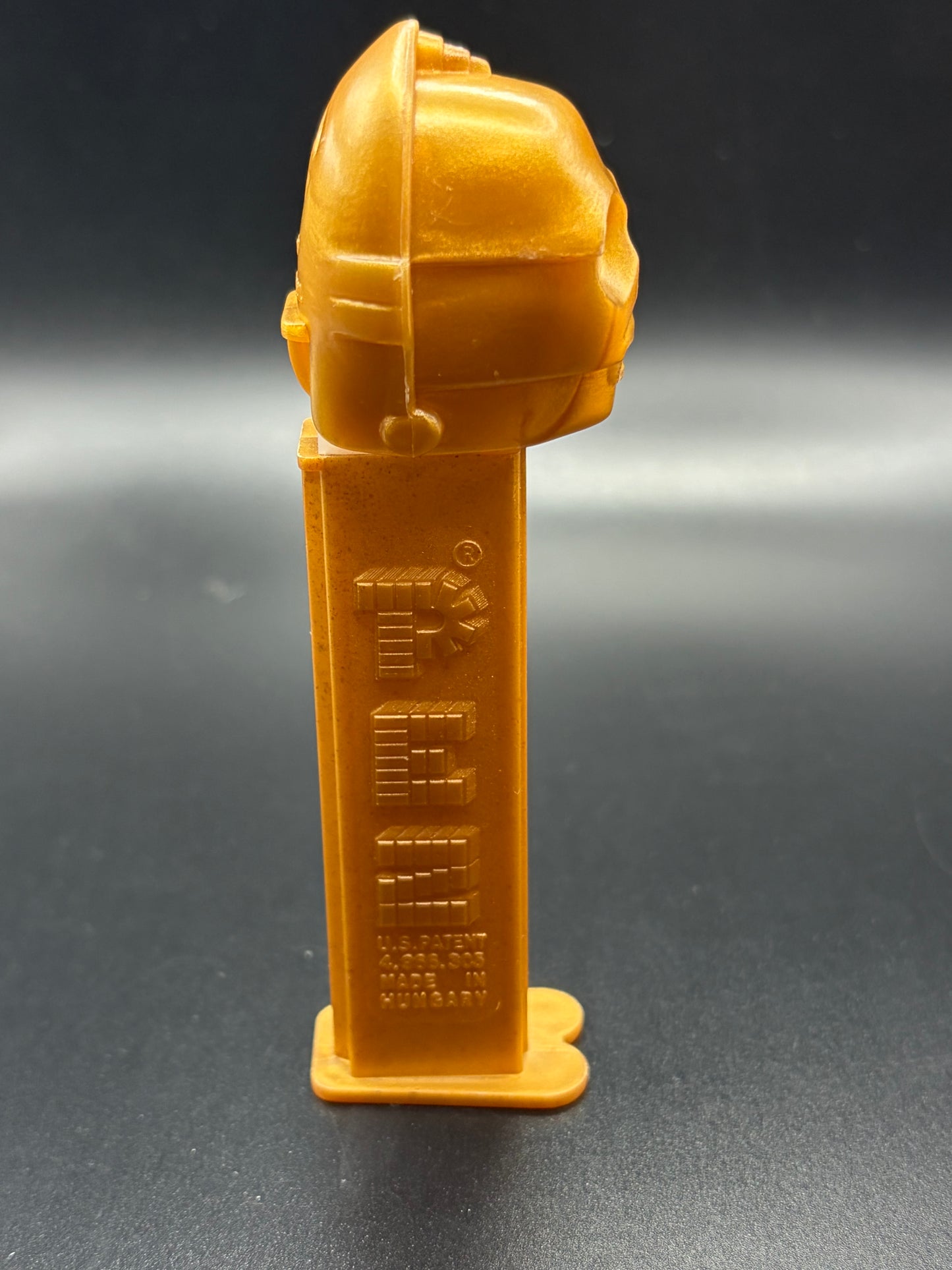 Star Wars 1997 C3-PO Pez dispenser